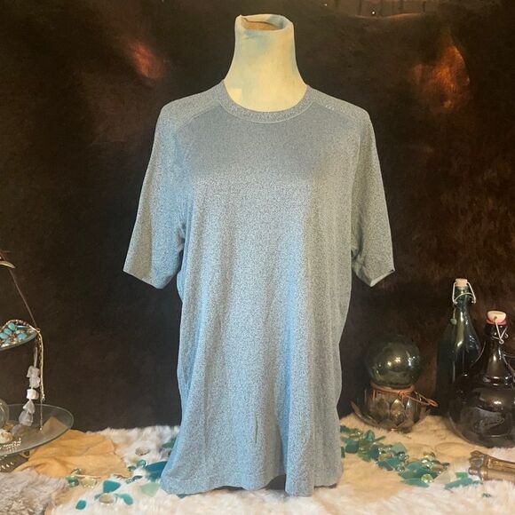 lululemon athletica Other - Lululemon shirt L (4682)